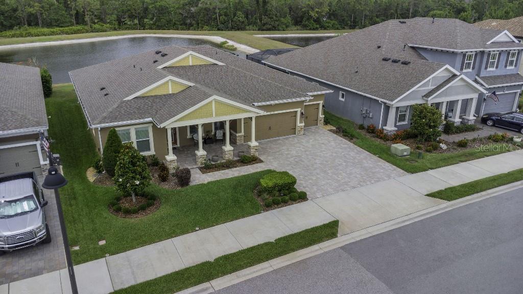 Listing photo id 1 for 4239 Woodland Retreat Boulevard