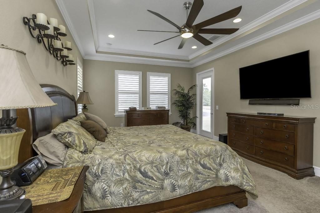 Listing photo id 28 for 4239 Woodland Retreat Boulevard