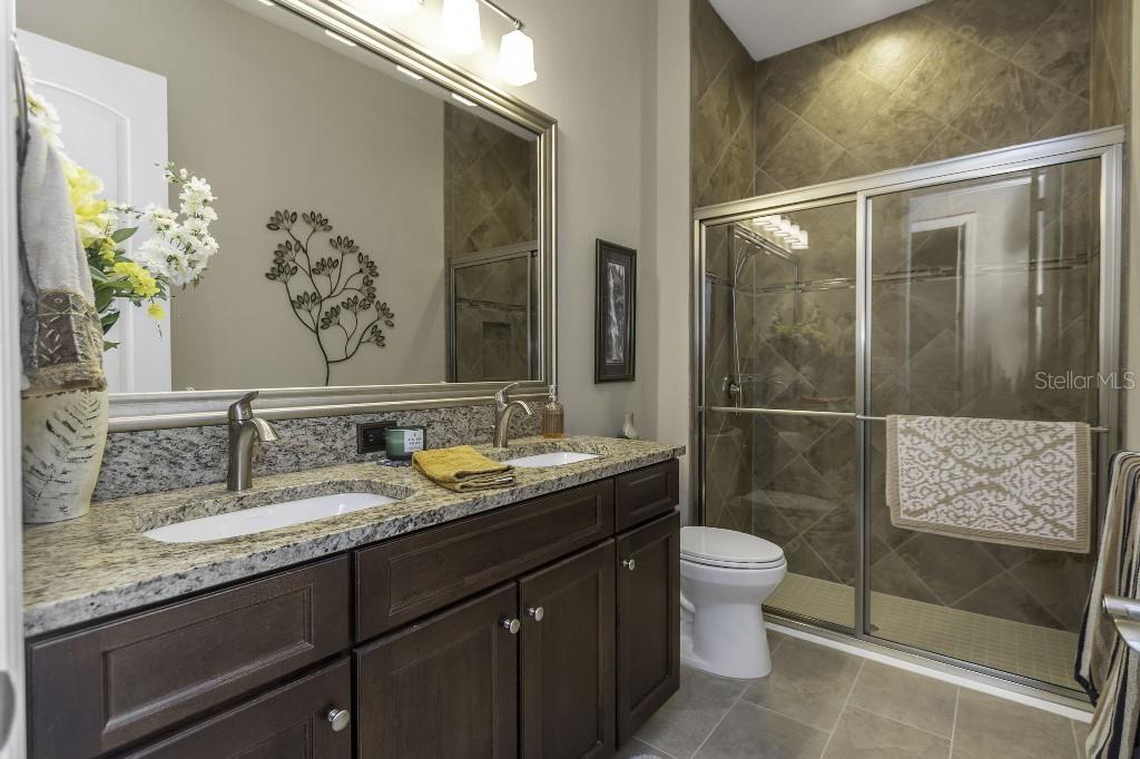 Listing photo id 43 for 4239 Woodland Retreat Boulevard