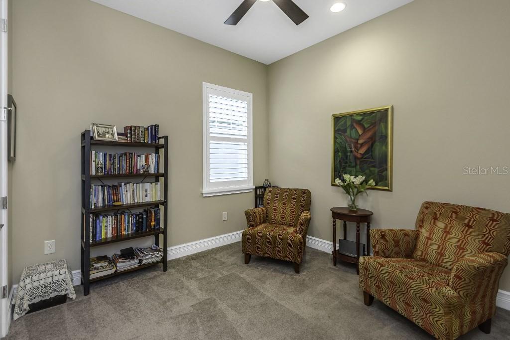 Listing photo id 53 for 4239 Woodland Retreat Boulevard