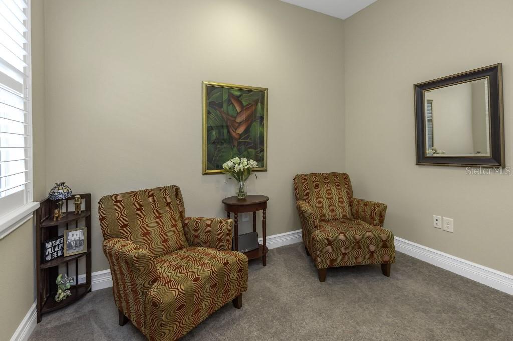 Listing photo id 54 for 4239 Woodland Retreat Boulevard