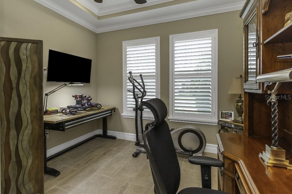 Listing photo id 57 for 4239 Woodland Retreat Boulevard
