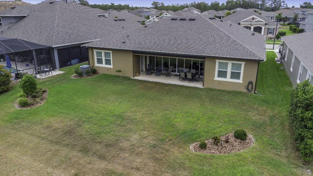 Listing photo id 81 for 4239 Woodland Retreat Boulevard