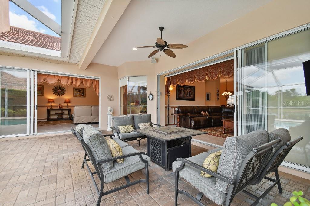Listing photo id 14 for 17923 Arbor Haven Drive