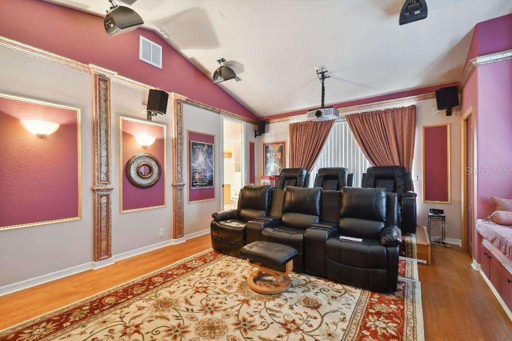 Listing photo id 20 for 17923 Arbor Haven Drive