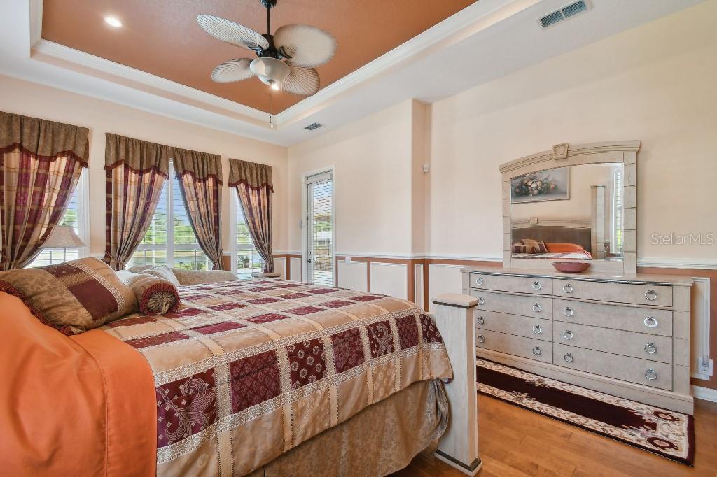 Listing photo id 31 for 17923 Arbor Haven Drive