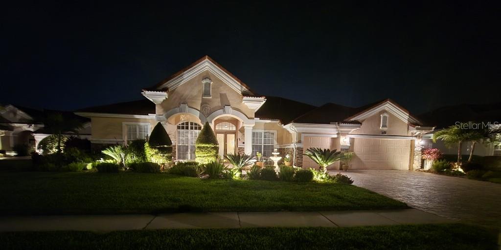 Listing photo id 2 for 17923 Arbor Haven Drive