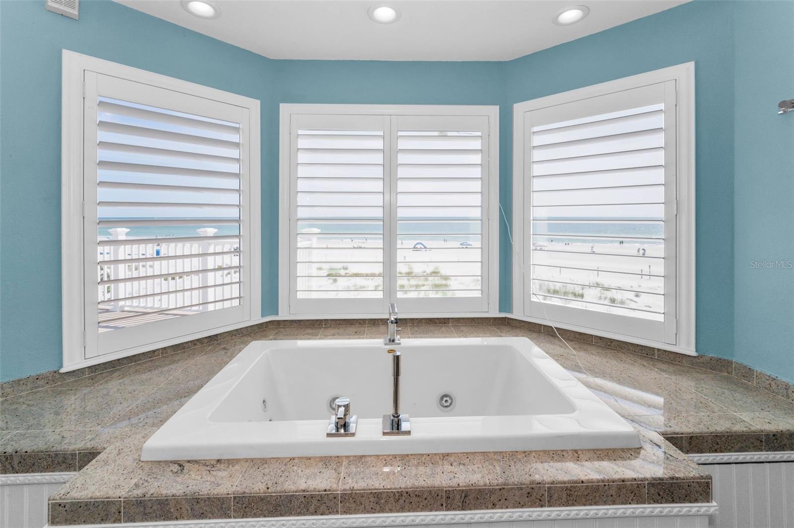 Image 20 of 49 For 13303 Gulf Lane