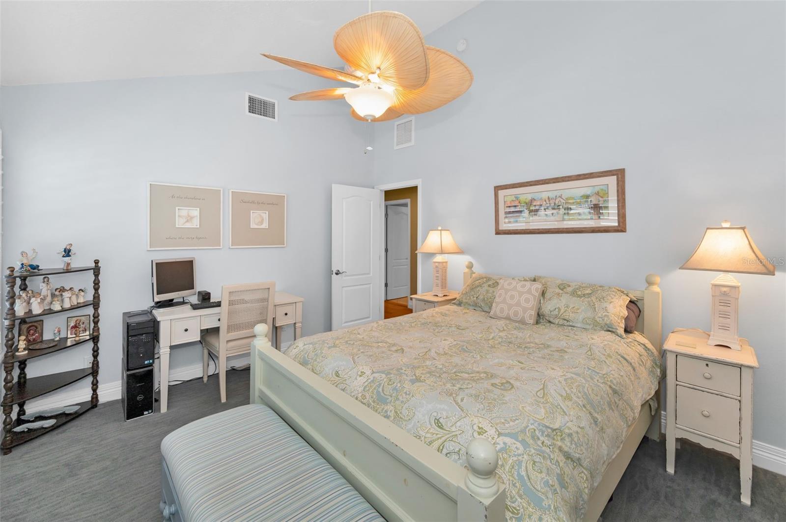 Image 26 of 49 For 13303 Gulf Lane
