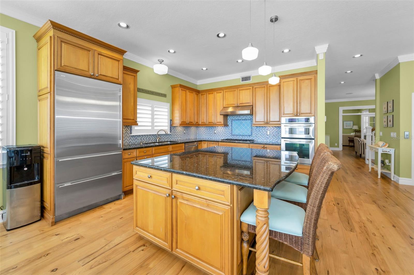 Image 7 of 49 For 13303 Gulf Lane
