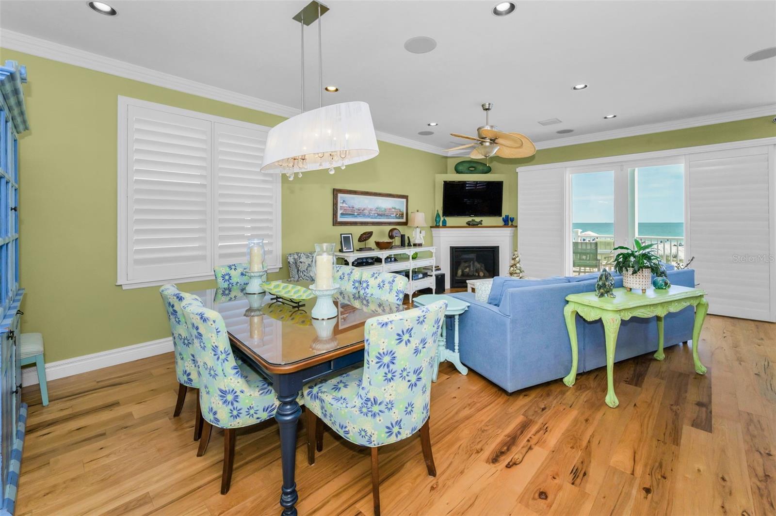 Image 9 of 49 For 13303 Gulf Lane