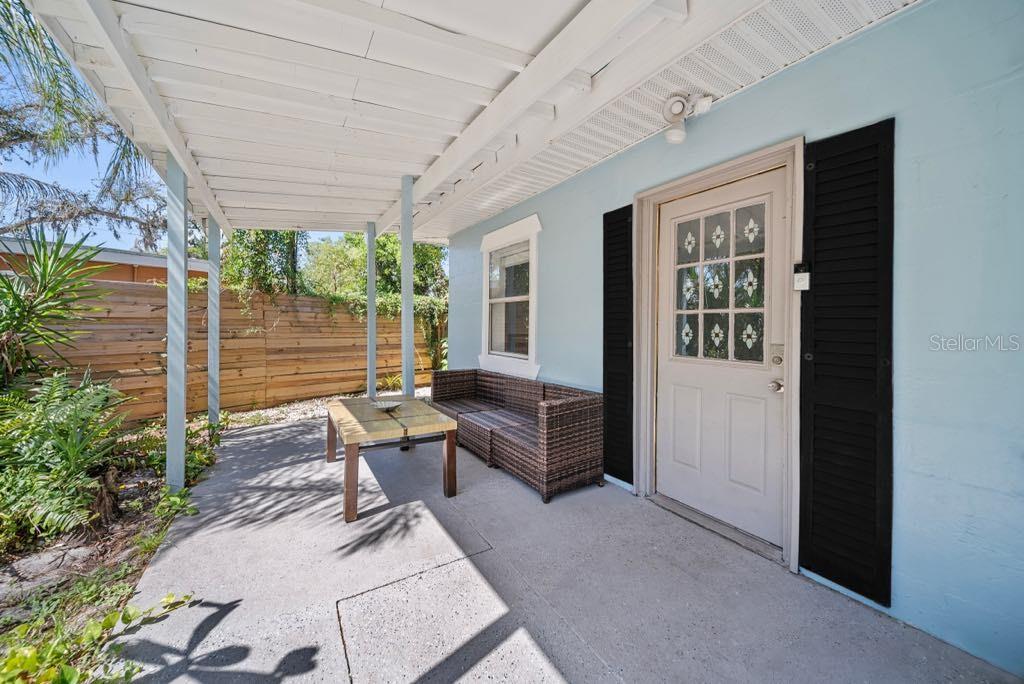 Image 21 of 22 For 12304 Woodleigh Avenue