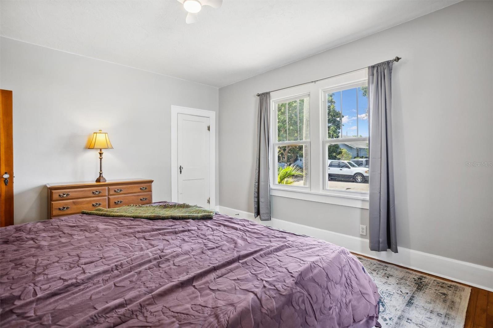 Image 27 of 56 For 2723 8th Avenue N