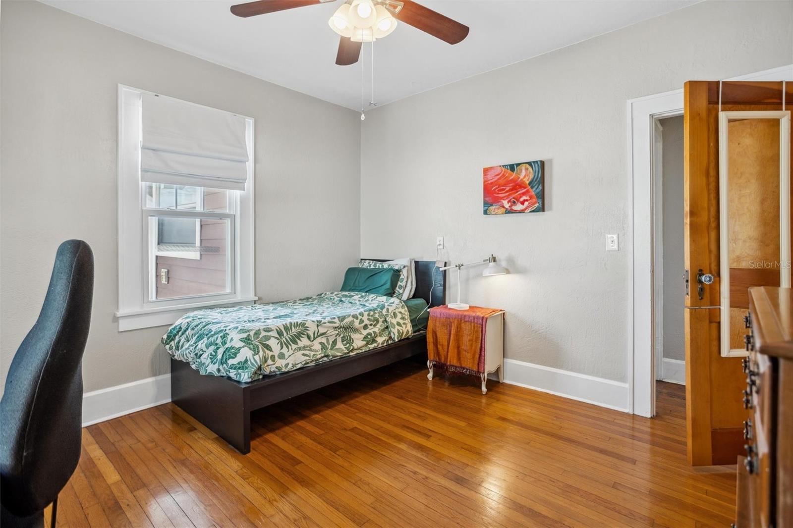 Image 31 of 56 For 2723 8th Avenue N