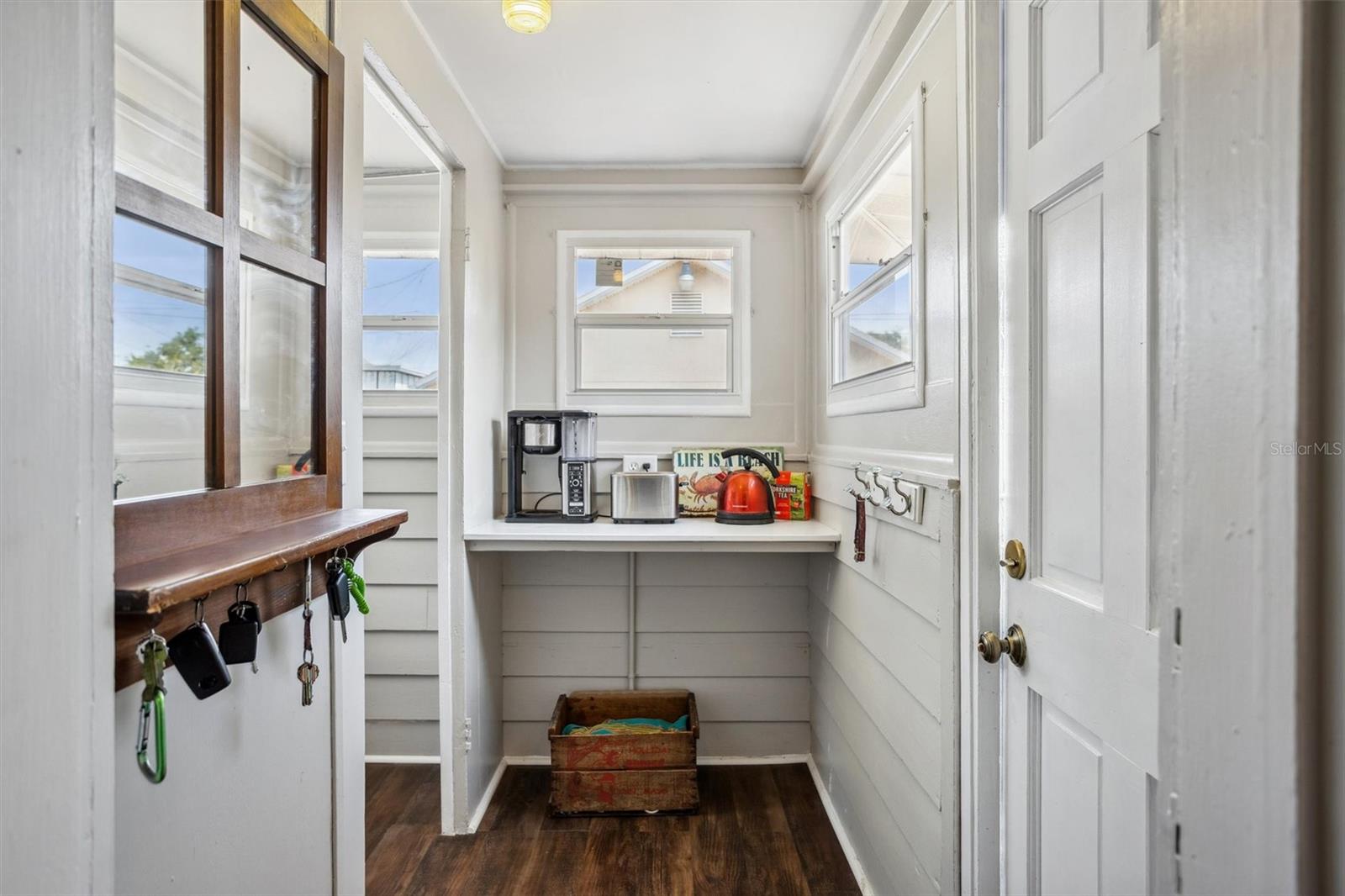 Image 33 of 56 For 2723 8th Avenue N