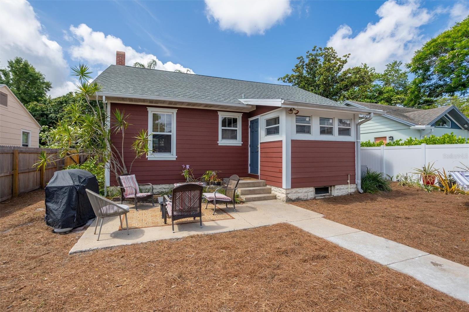 Image 40 of 56 For 2723 8th Avenue N
