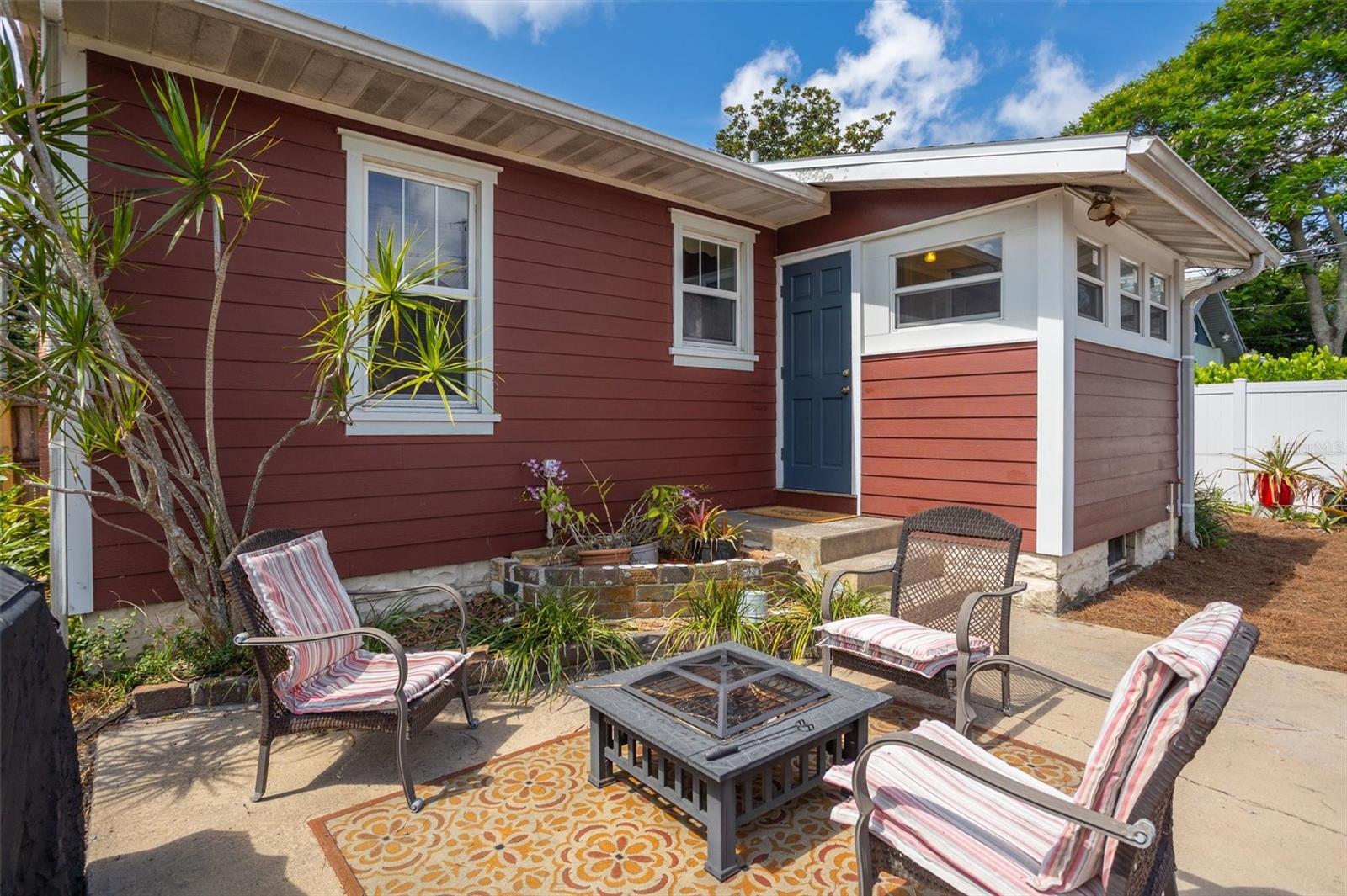 Image 41 of 56 For 2723 8th Avenue N