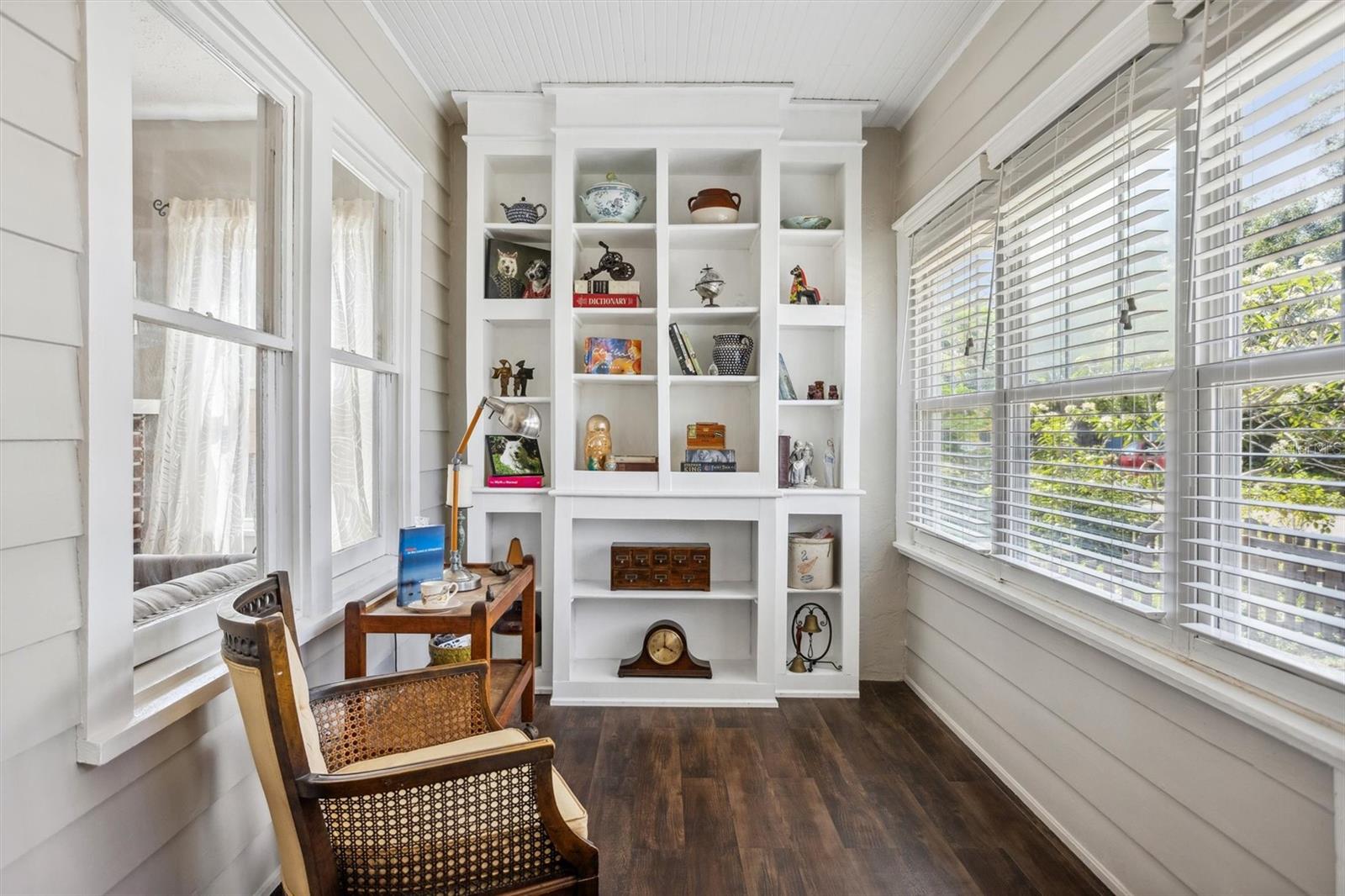 Image 6 of 56 For 2723 8th Avenue N