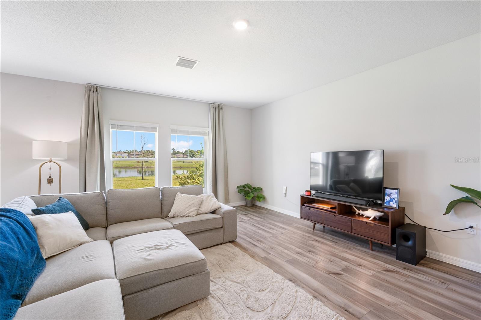 Image 10 of 28 For 14884 Summer Branch Drive