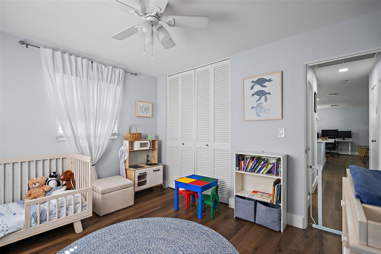 Image 15 of 25 For 11720 80th Avenue