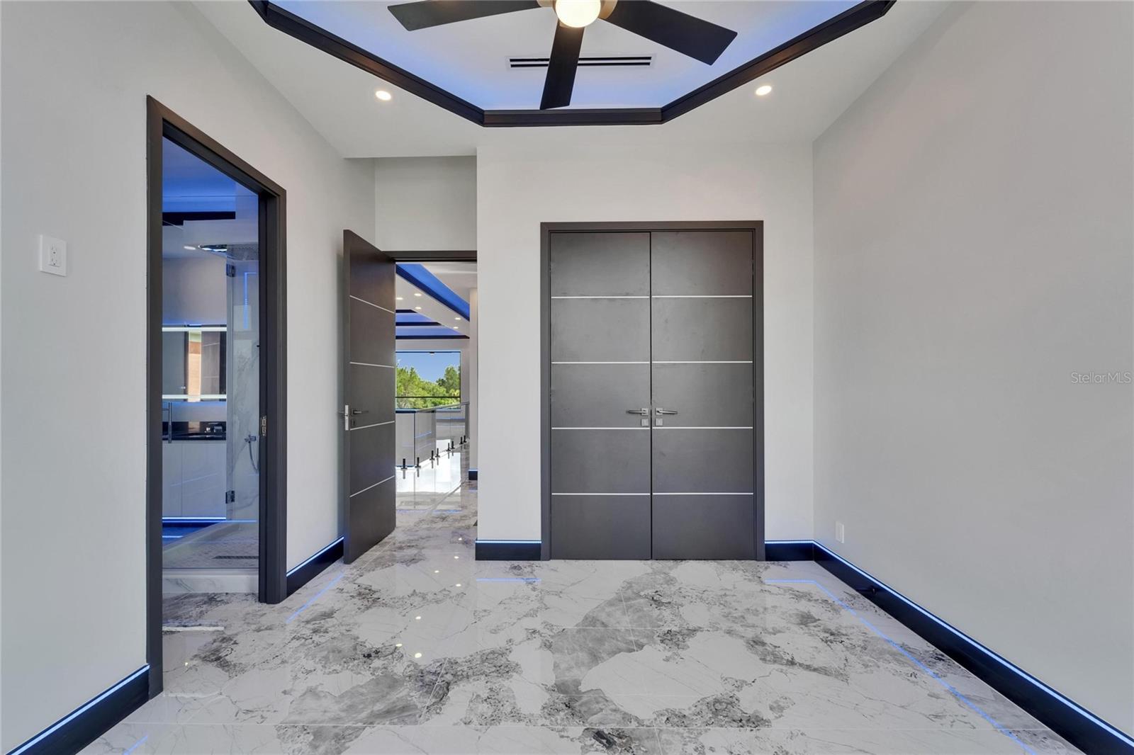Image 15 of 99 For 6520 Simone Shores Circle