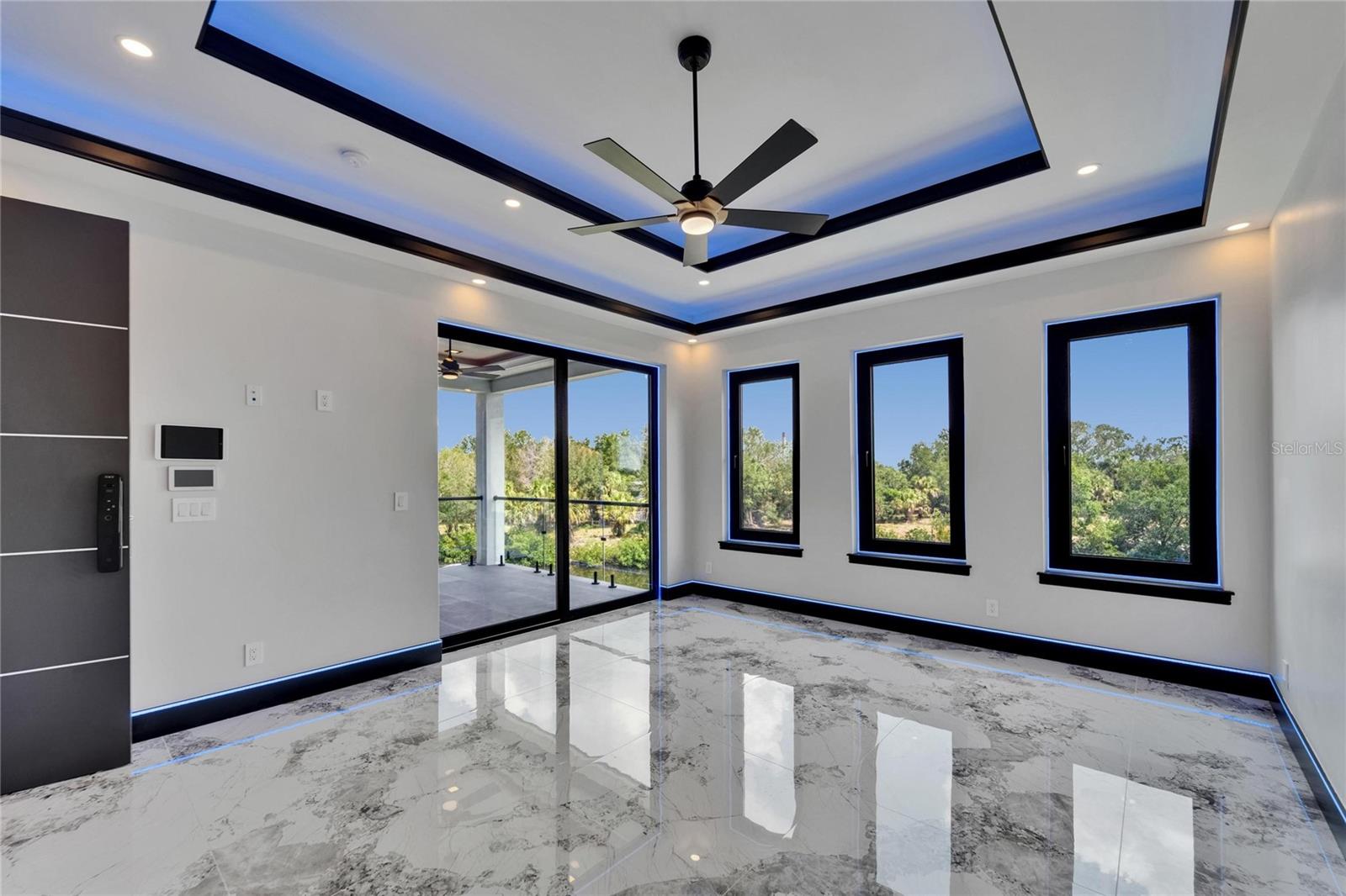 Image 28 of 99 For 6520 Simone Shores Circle