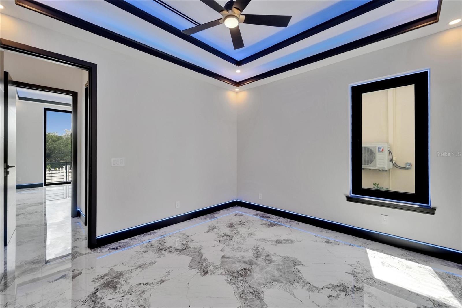 Image 43 of 99 For 6520 Simone Shores Circle