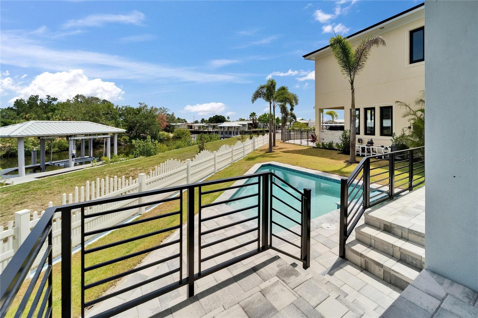 Image 69 of 99 For 6520 Simone Shores Circle