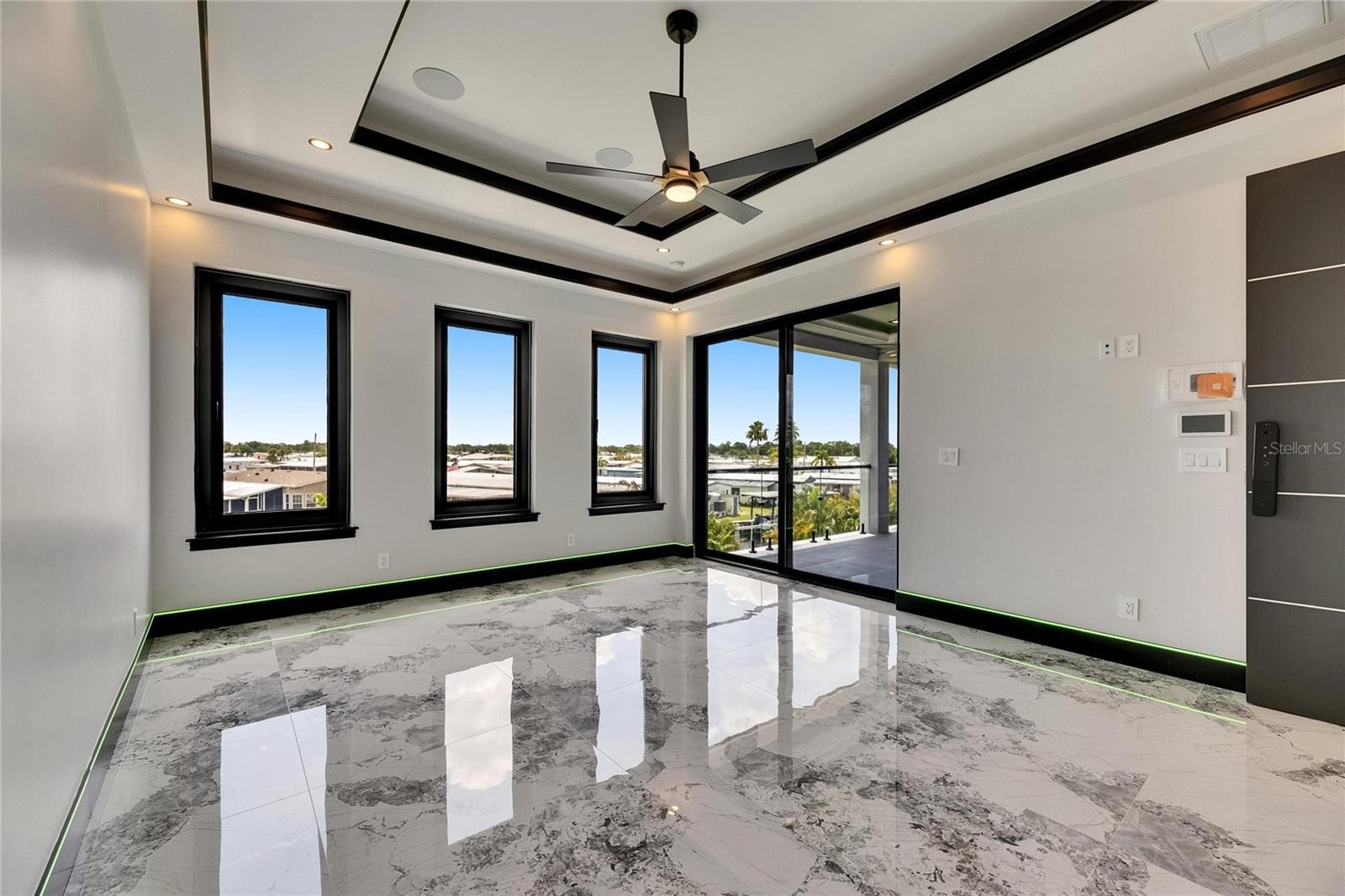 Image 57 of 93 For 6526 Simone Shores Circle