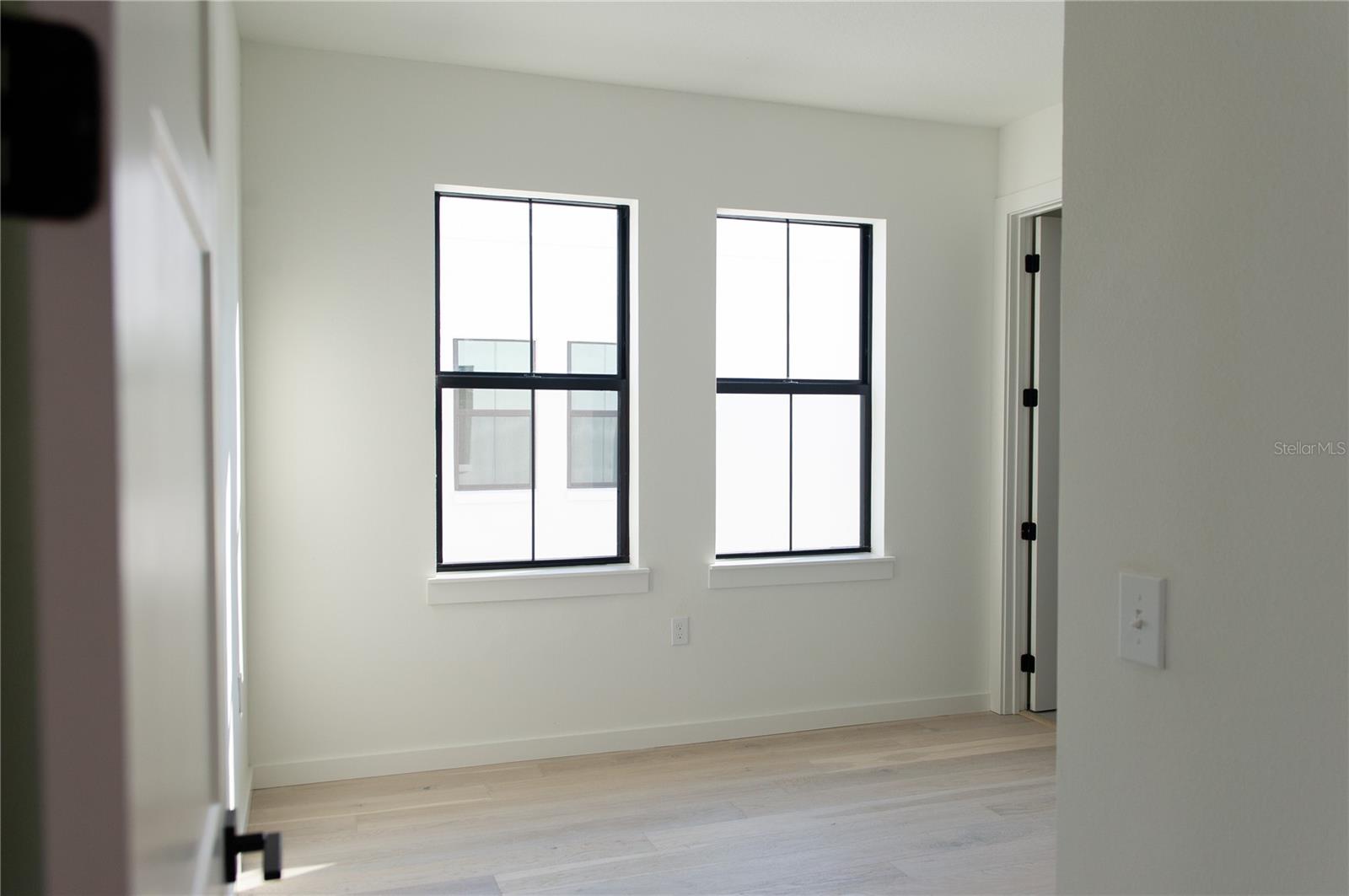 Image 13 of 23 For 1218 Kay Street 21