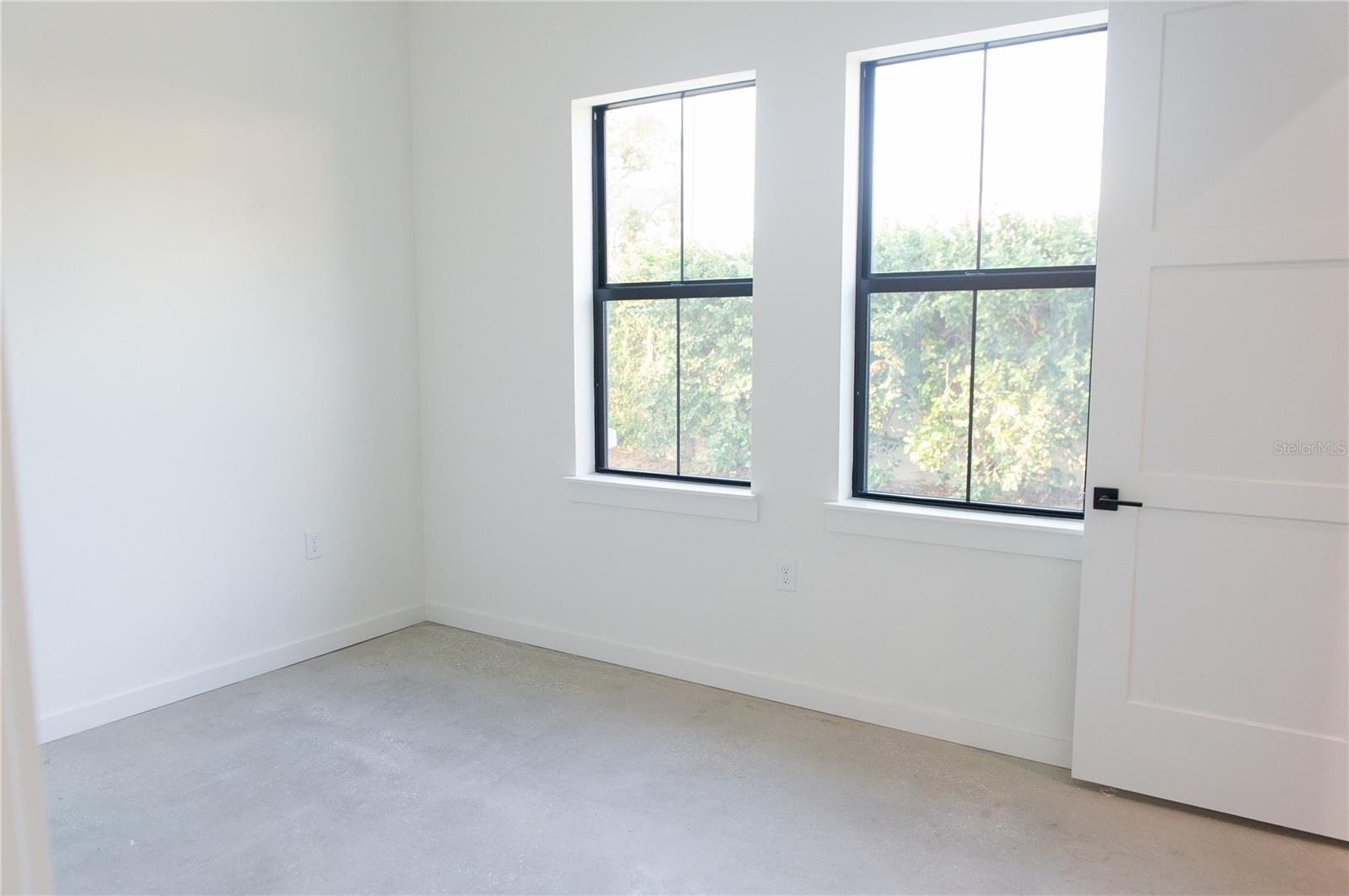 Image 17 of 23 For 1218 Kay Street 21