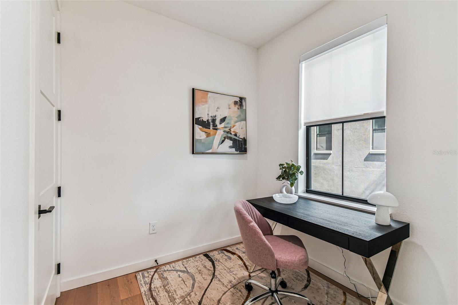 Image 40 of 88 For 1218 Kay Street 21