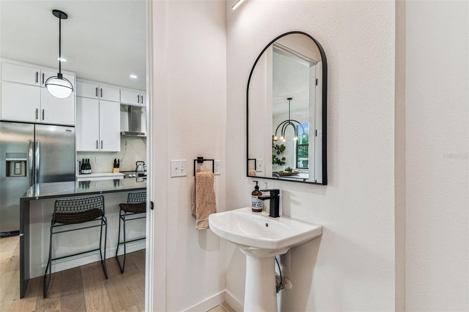 Image 43 of 88 For 1218 Kay Street 21