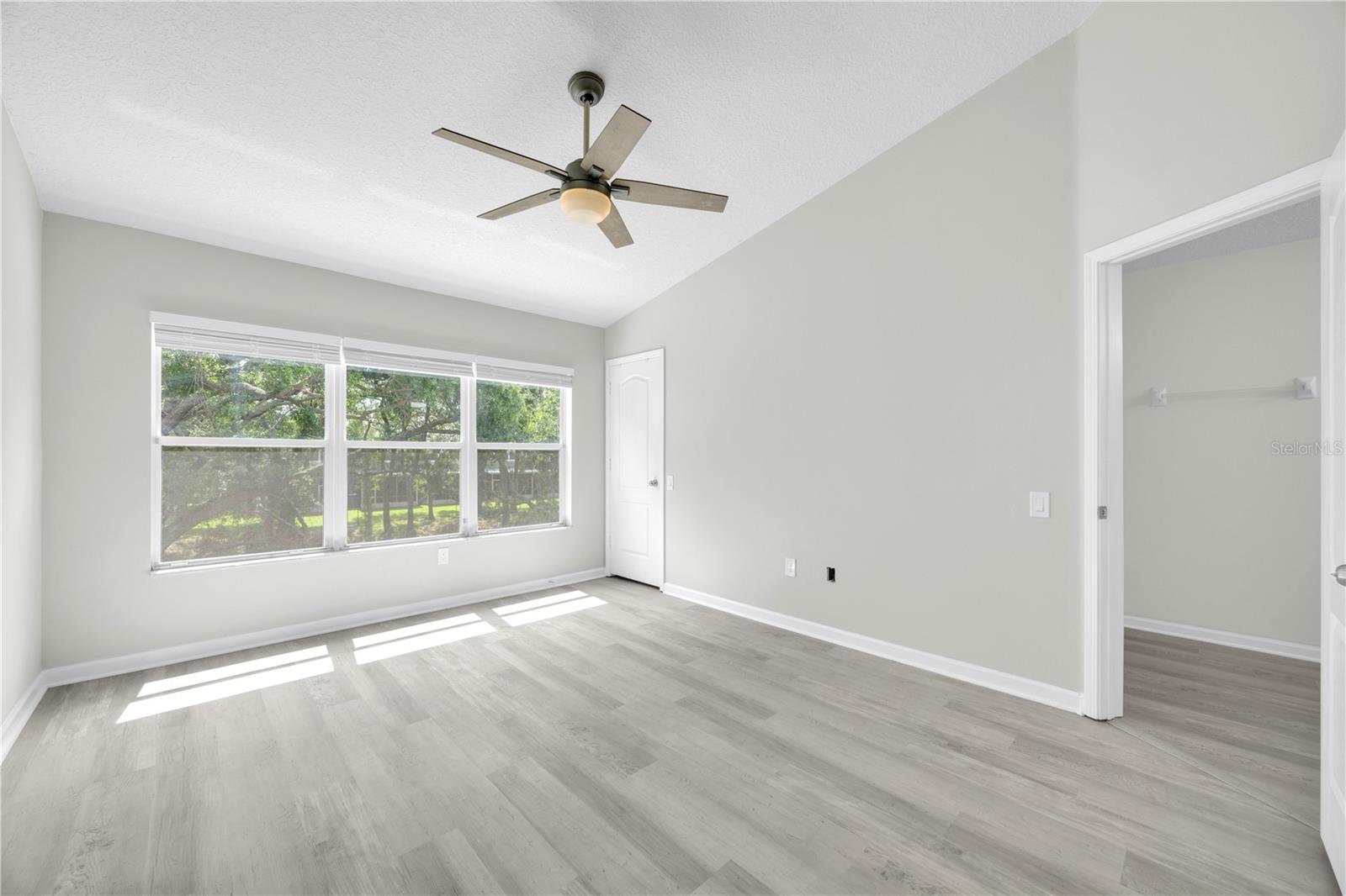 Listing photo id 22 for 4910 Chatham Gate Drive Dr