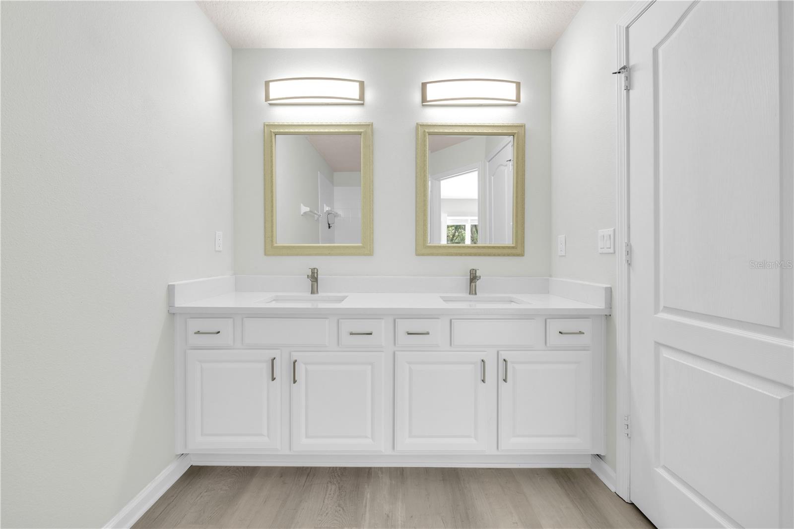 Listing photo id 26 for 4910 Chatham Gate Drive Dr