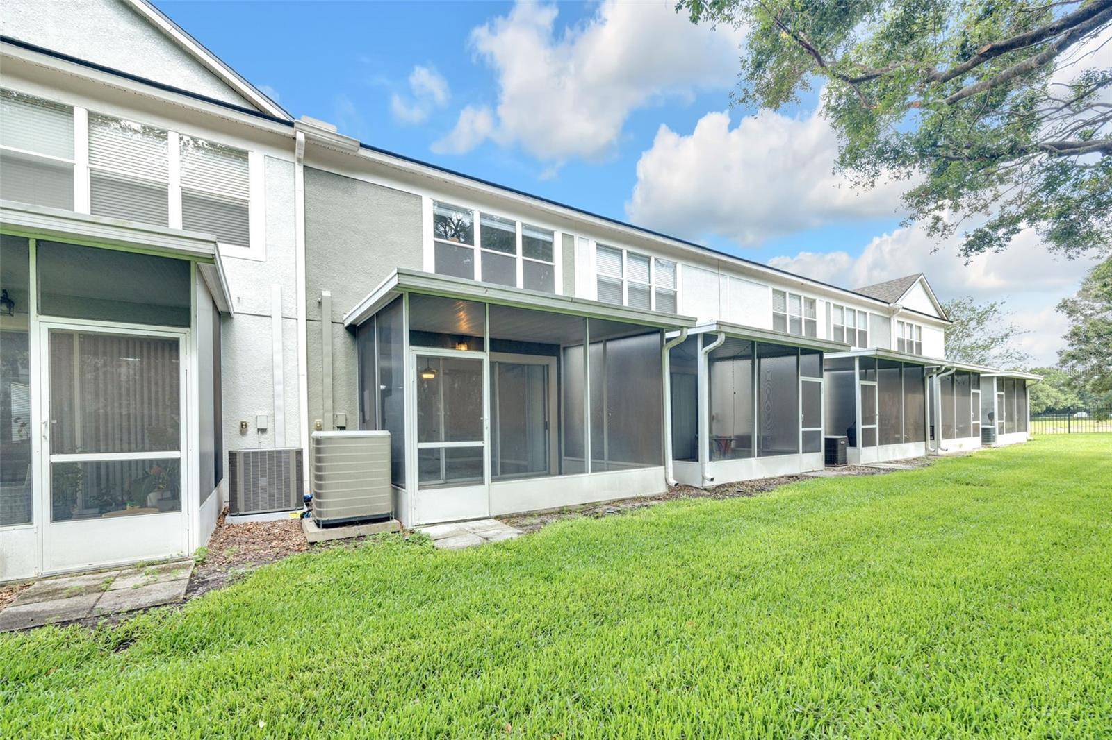 Listing photo id 36 for 4910 Chatham Gate Drive Dr