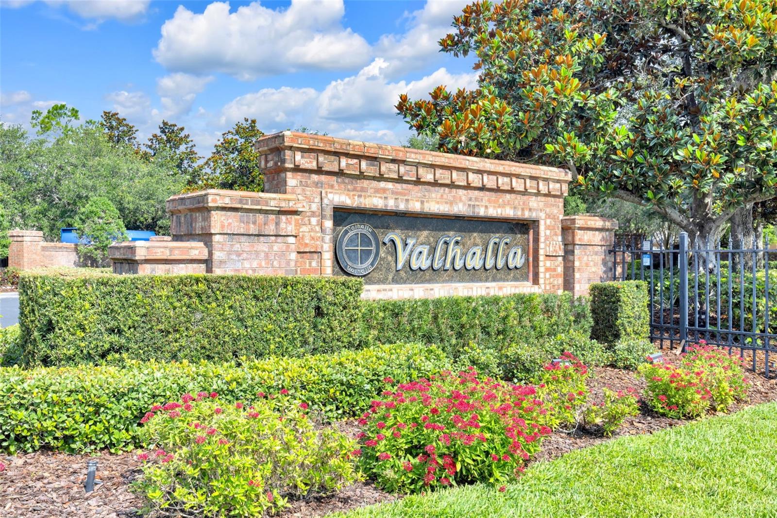 Listing photo id 41 for 4910 Chatham Gate Drive Dr