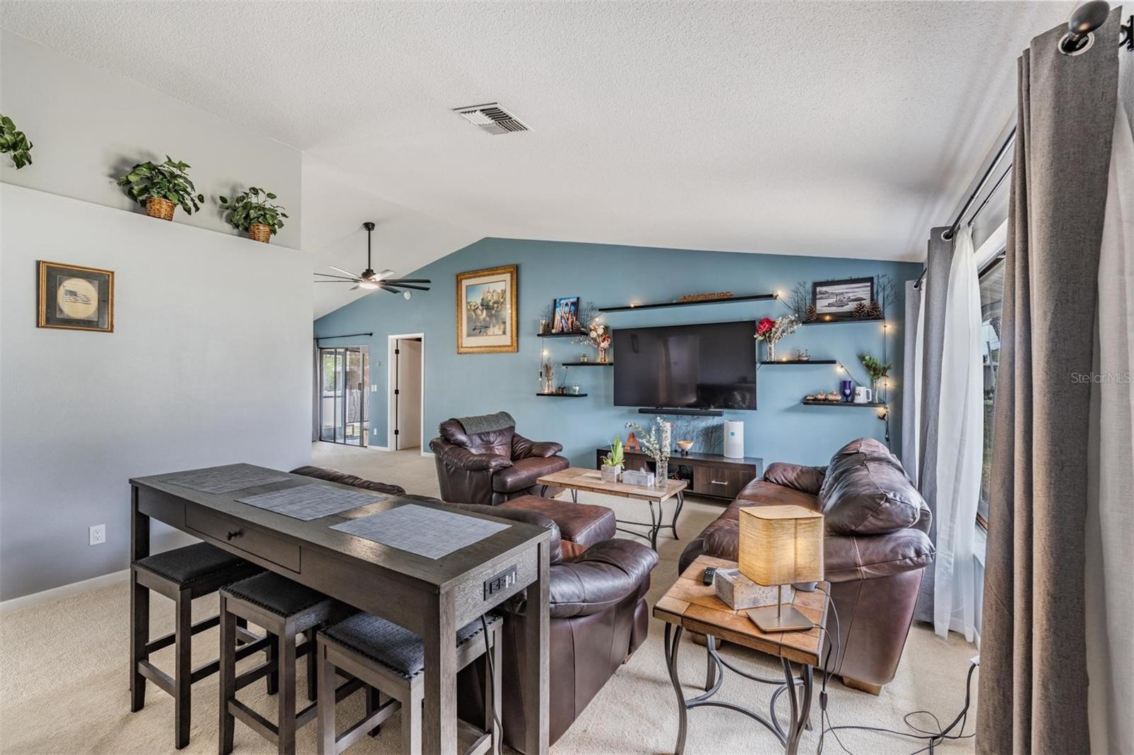 Image 11 of 36 For 5540 Applegate Drive