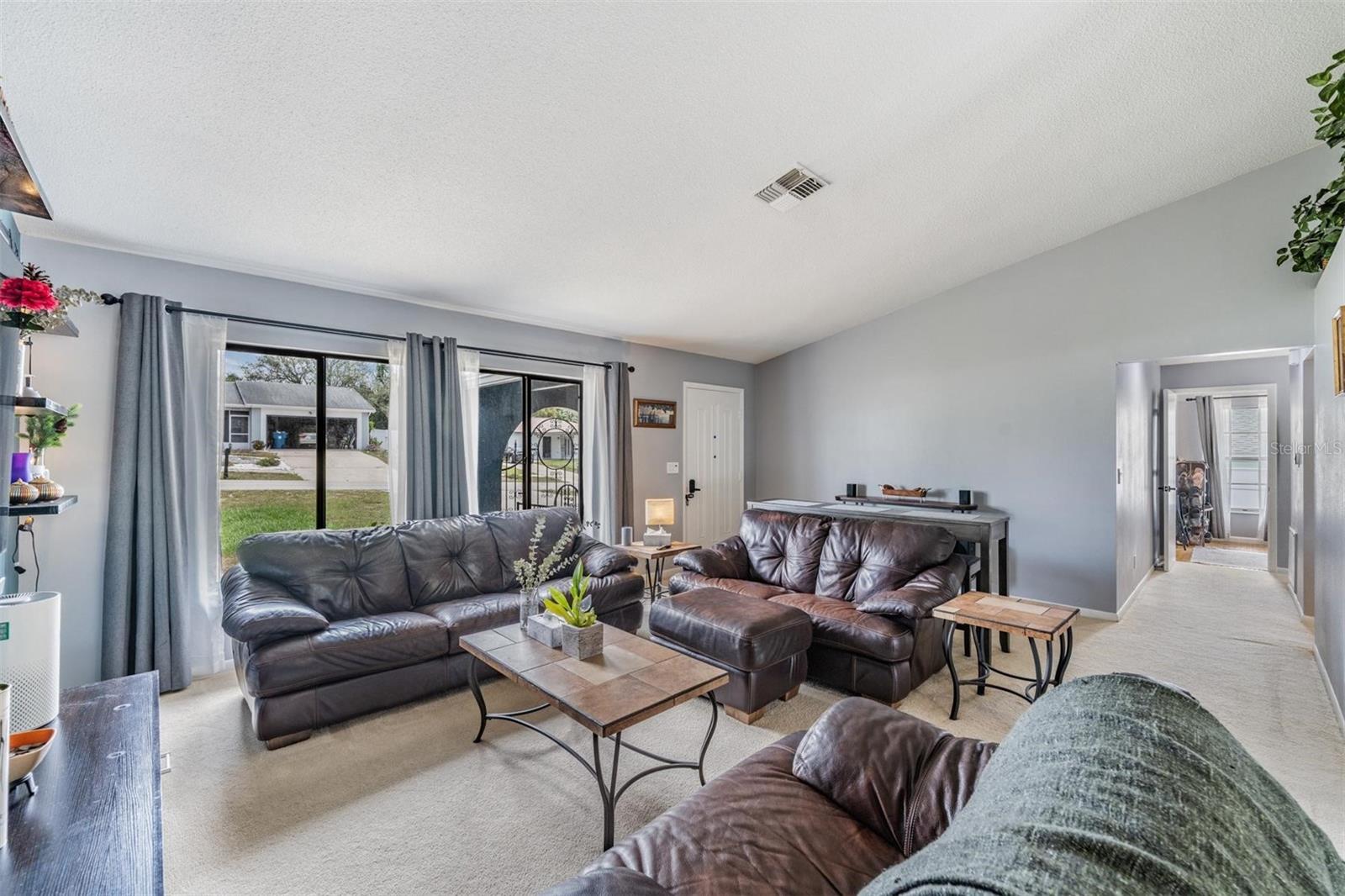 Image 13 of 36 For 5540 Applegate Drive