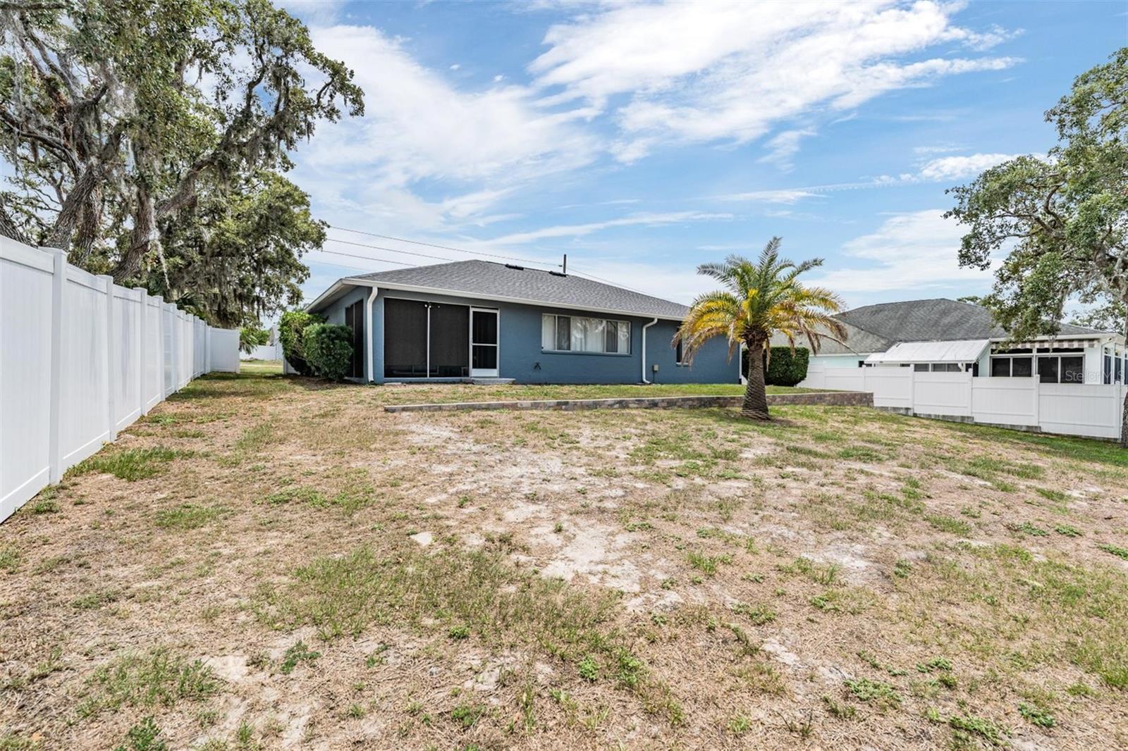 Image 27 of 36 For 5540 Applegate Drive