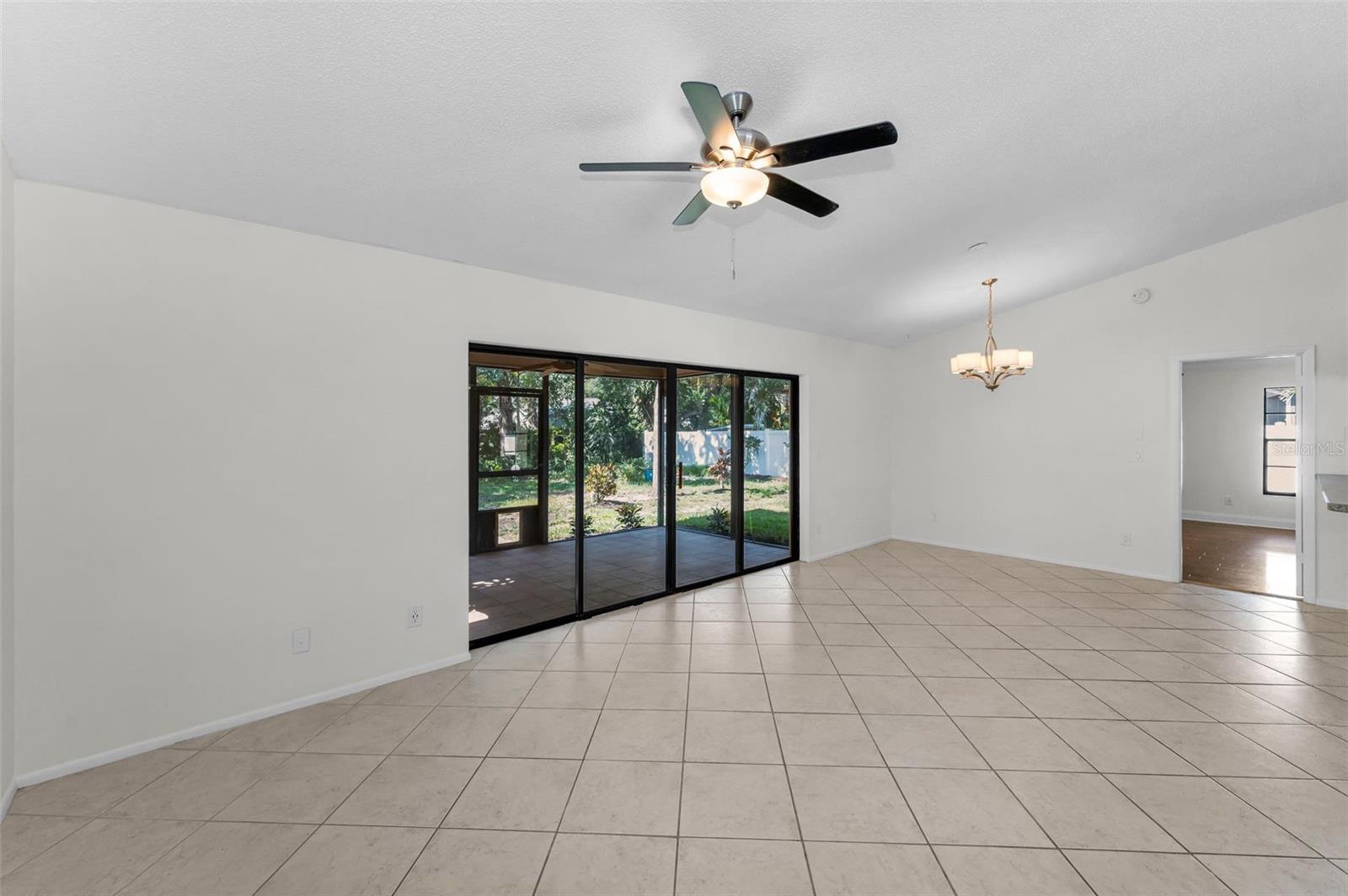 Image 15 of 54 For 3041 Oak View Drive