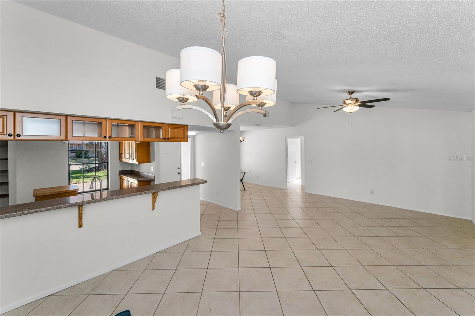 Image 16 of 54 For 3041 Oak View Drive