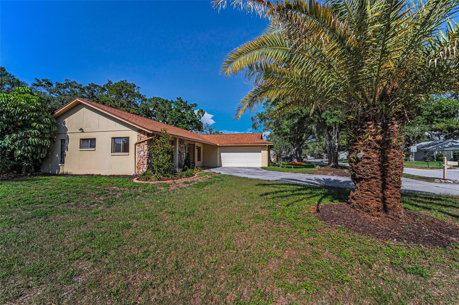 Image 40 of 54 For 3041 Oak View Drive