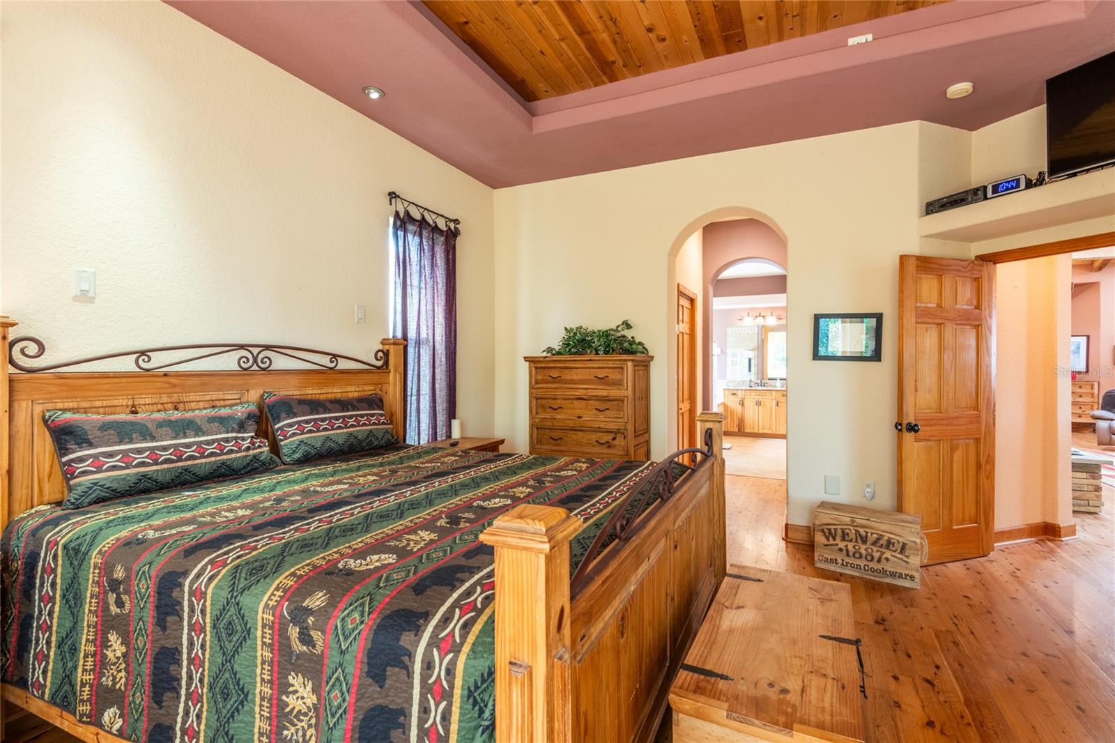 Listing photo id 25 for 6928 Cozumel Court