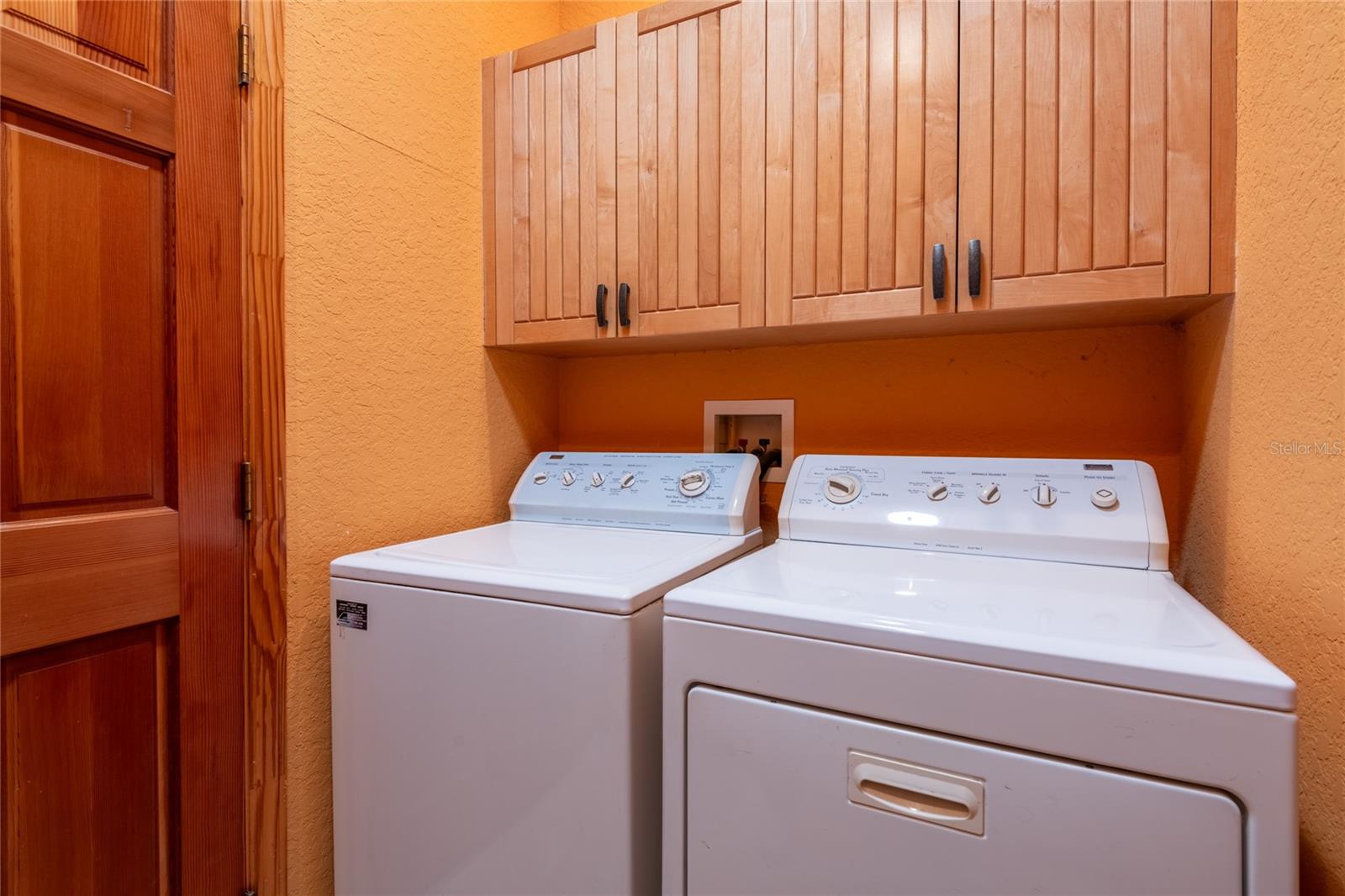 Listing photo id 37 for 6928 Cozumel Court