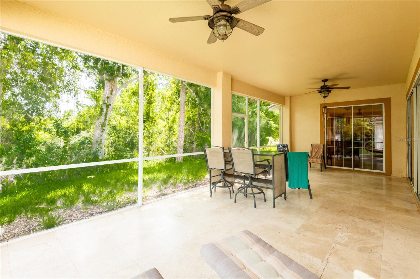 Listing photo id 39 for 6928 Cozumel Court