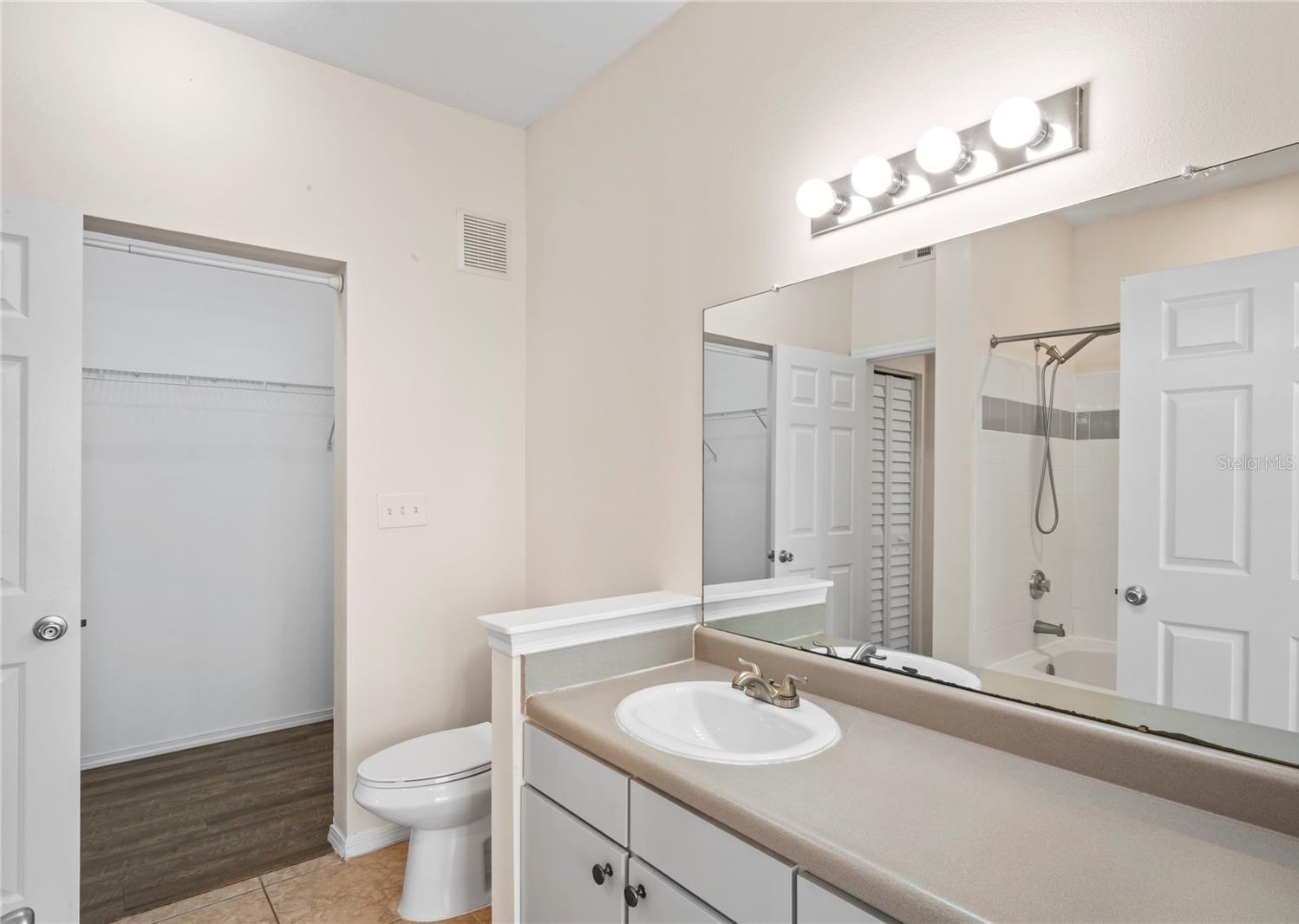 Image 20 of 42 For 10512 White Lake Court