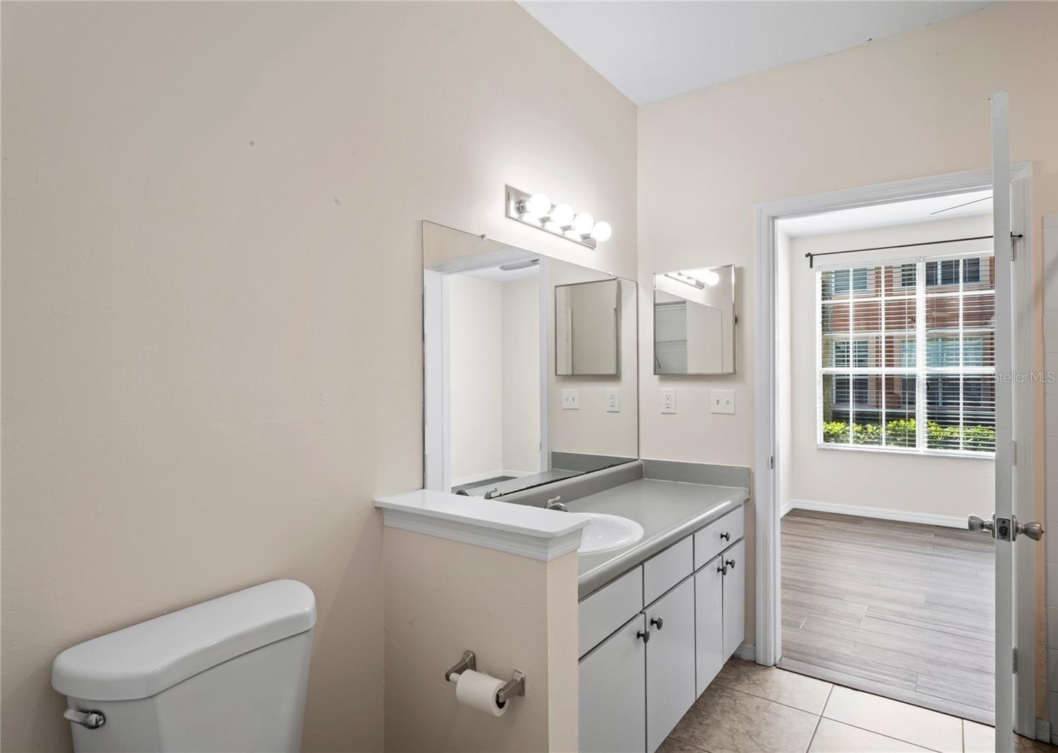 Image 22 of 42 For 10512 White Lake Court