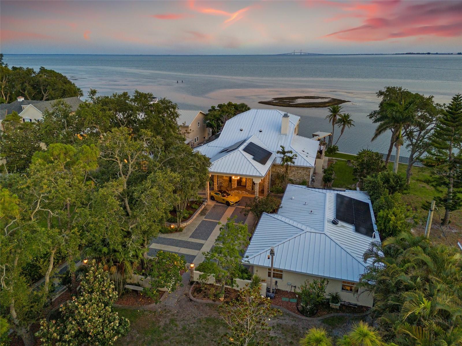 Image 2 of 66 For 2400 Pinellas Point Drive S