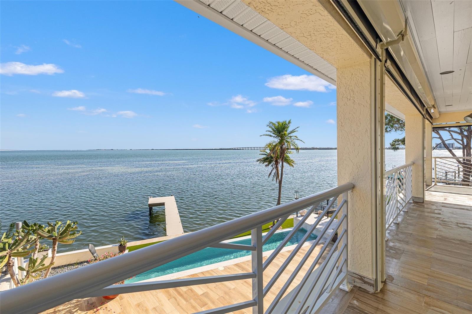 Image 40 of 66 For 2400 Pinellas Point Drive S
